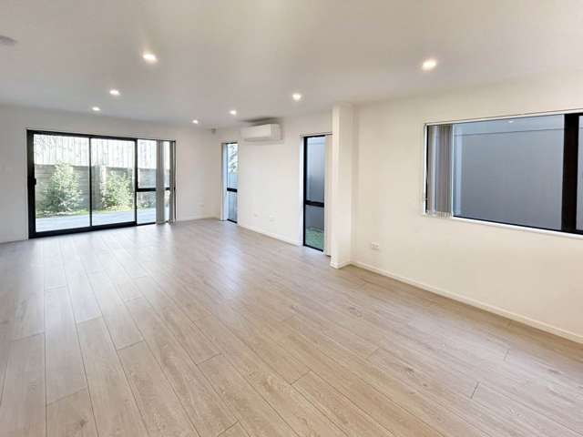 12D Kelwyn Road Kelston_3