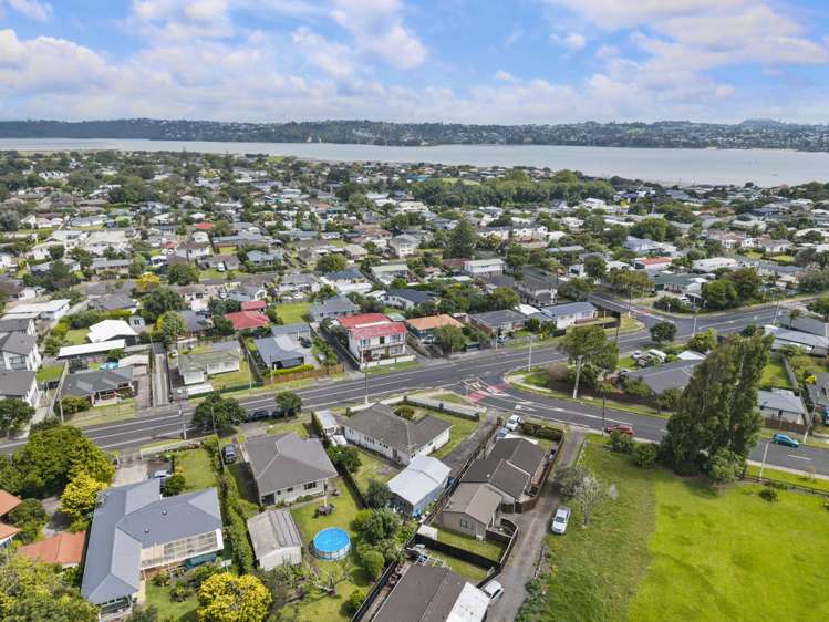 107 Taylor Road Mangere Bridge_26