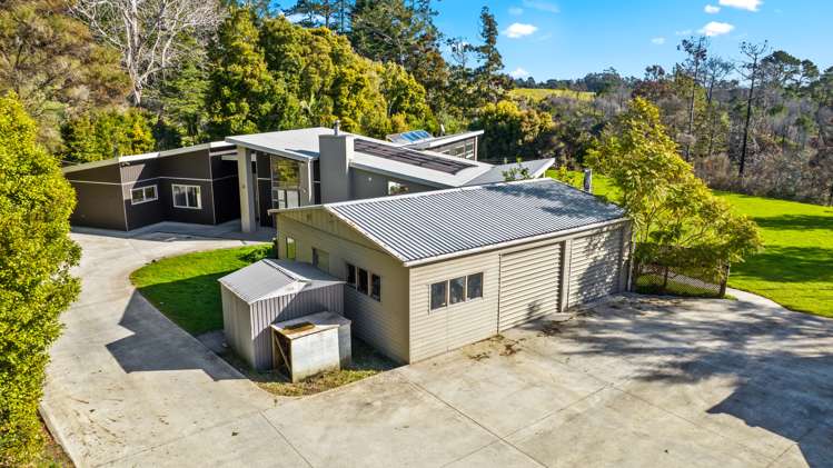 269 Okura River Road Okura_14