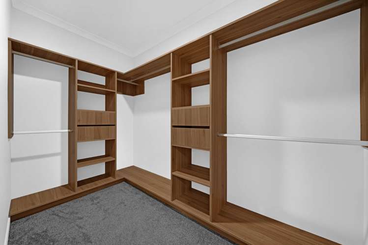 19 Dungloe Avenue Flat Bush_32