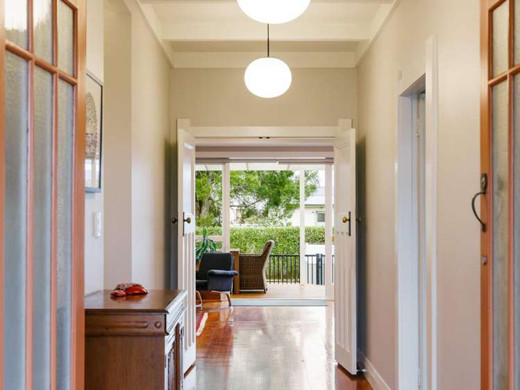 53 Brookfield Street Hamilton East_3