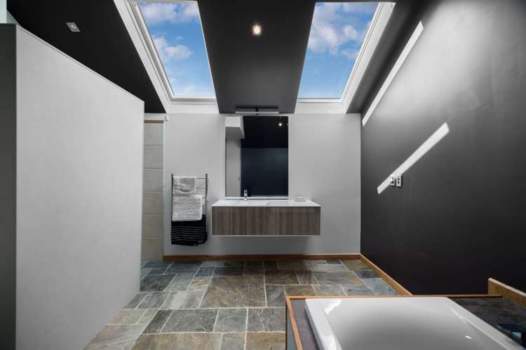 3 Lancaster Place Glenorchy_22