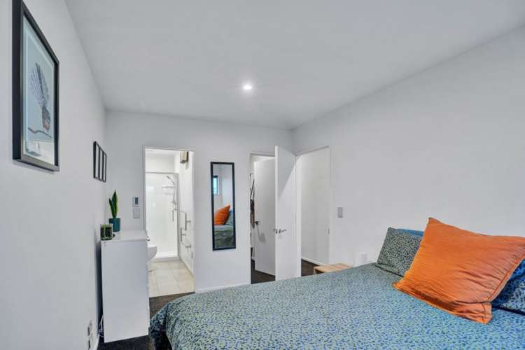 2/16 Hamill Road Halswell_14