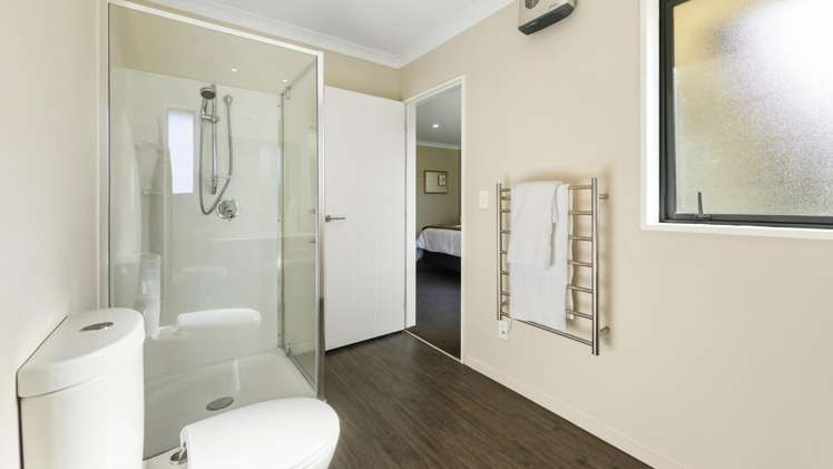 15 Shepherd Avenue West Melton_10