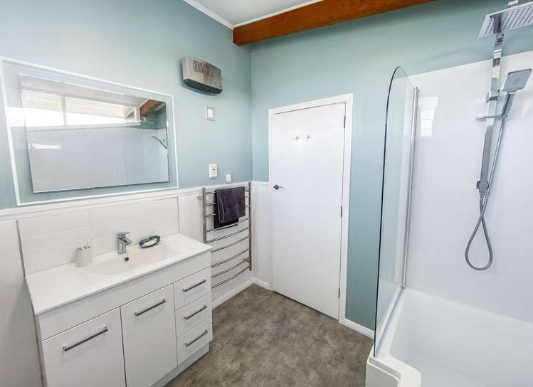 36 Athol Place Marchwiel_16