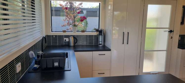 12 Titoki Avenue Waipahihi_12