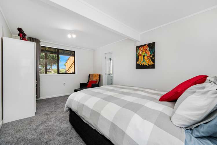 673 Huia Road Parau_18