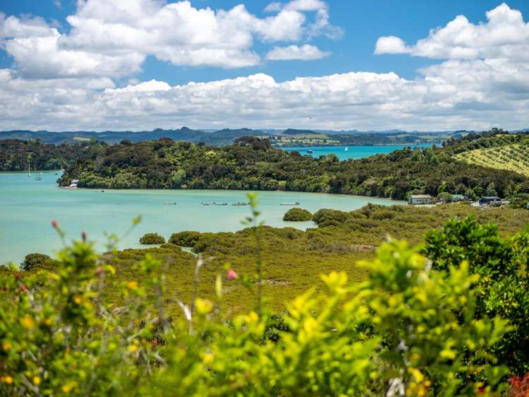 9 Toi Track Russell_20