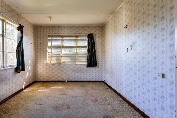 296 High Street Dannevirke_9