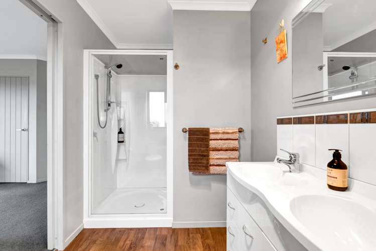 1326 State Highway 3 Manutahi_10