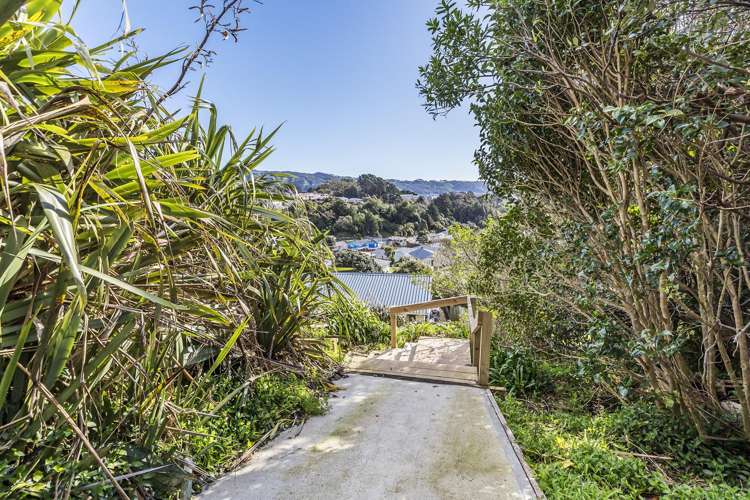 32 Northumberland Street Cannons Creek_16