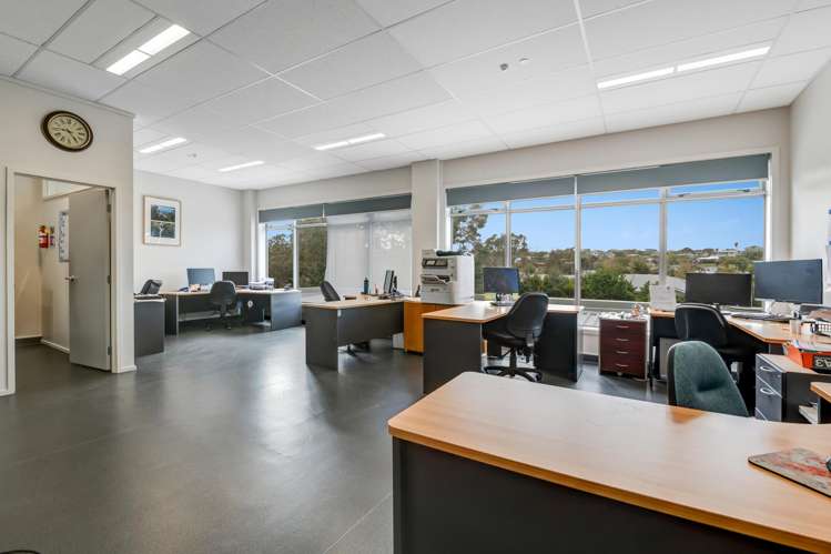 938 Whangaparaoa Road Manly_10