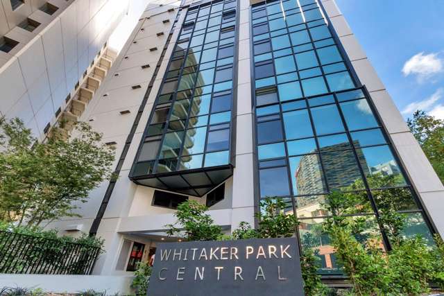 Executive Whitaker Park Apartment