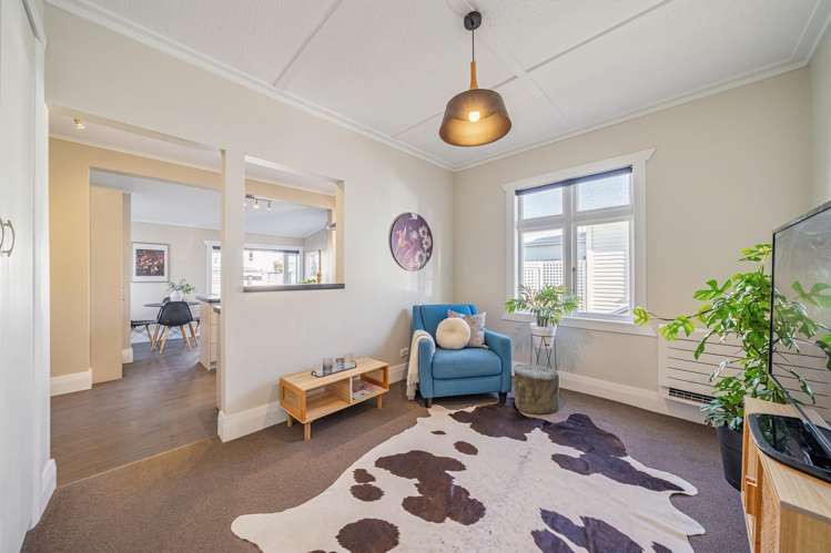 10 Graham Street Petone_14