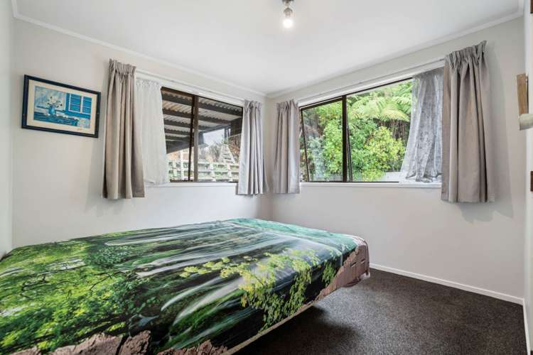 274 Forest Hill Road Waiatarua_10
