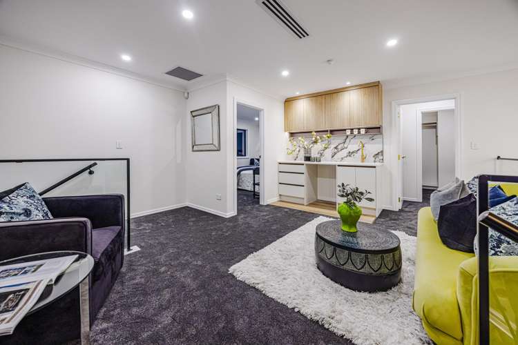 17 Ballyalton Crescent Flat Bush_13