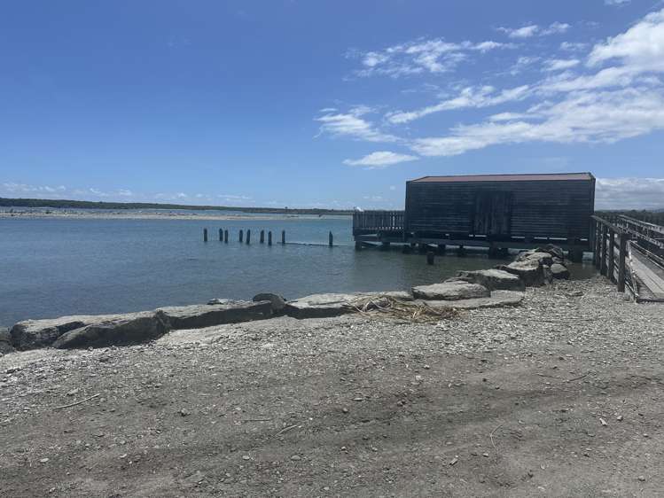 11 The Strand Okarito_35