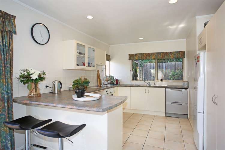35a Youngs Road Papakura_5