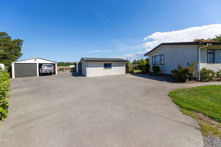 105 Paki Paki Road Longlands_19