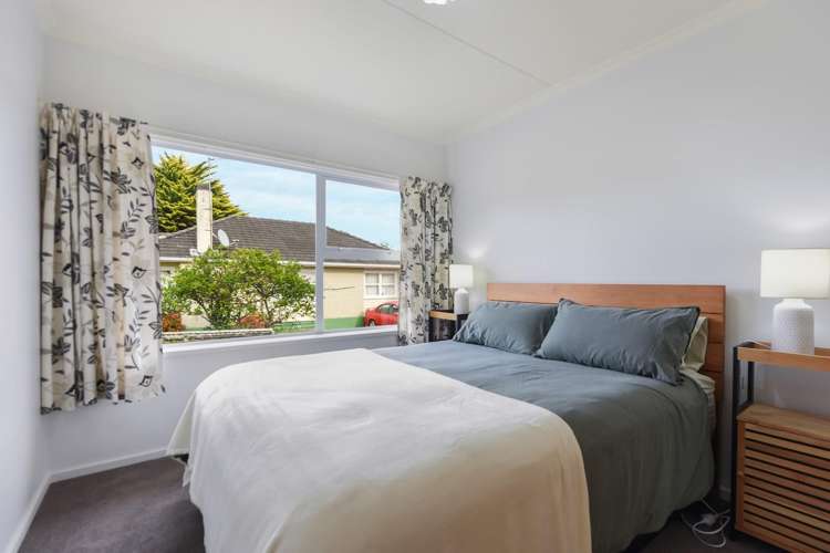 2 Willow Avenue Stoke_9