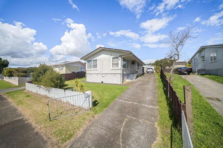 52 Kemble Close Mangere_3