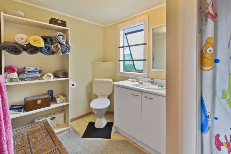 5 Lipscombe Road Kaiaua_9