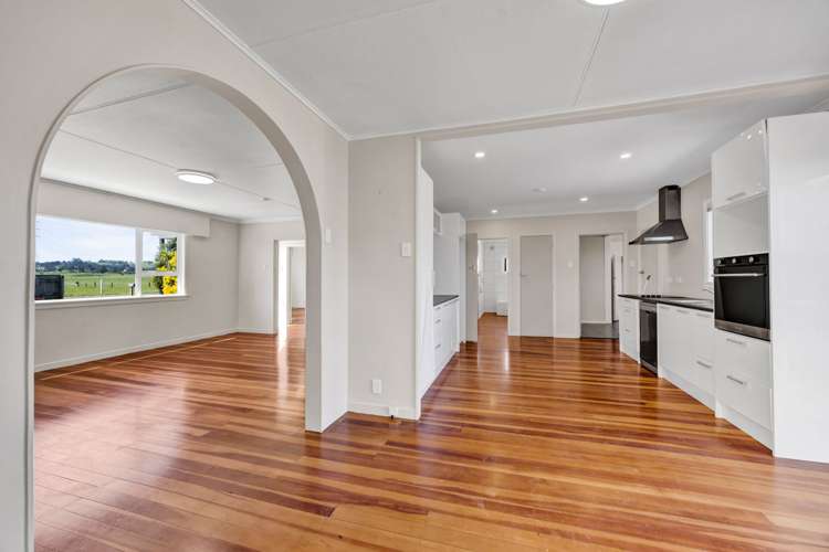 382 South Road Omata_14