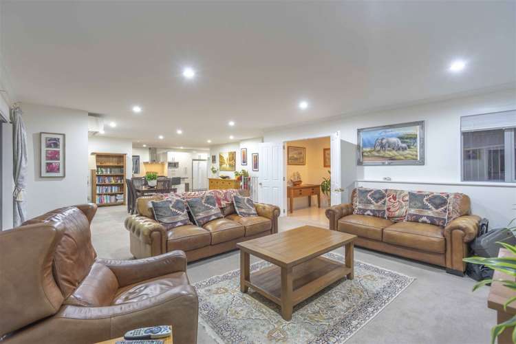 13 Bintulu Place Fairview Heights_7