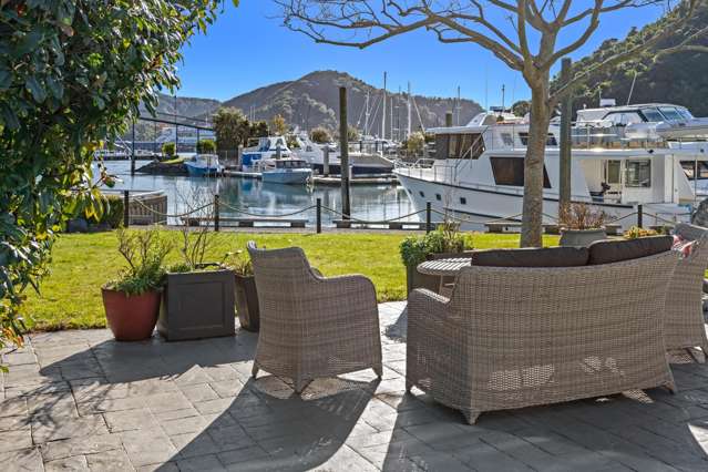 Picton Prestige Waterfront