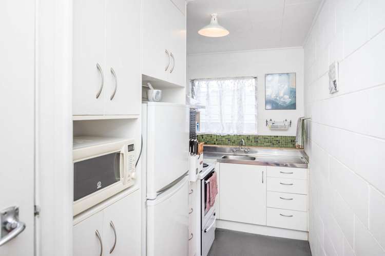 88 Lake Road Frankton_21