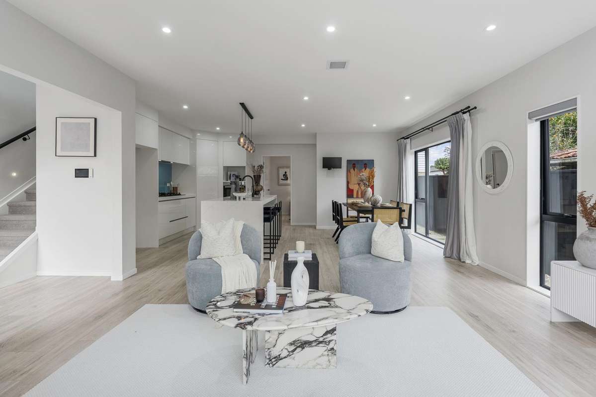 11a Hardington Street_4