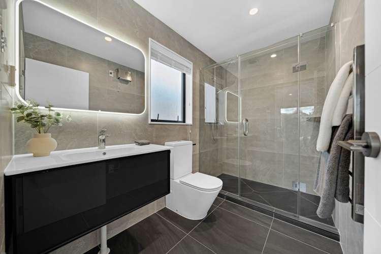 25 Koropa Road Flat Bush_28