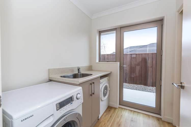 282 Southfield Drive Lincoln_14