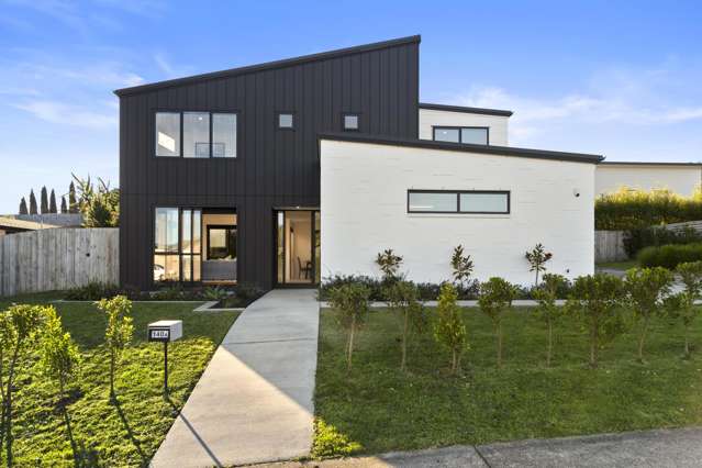Stylish, spacious & perfectly positioned