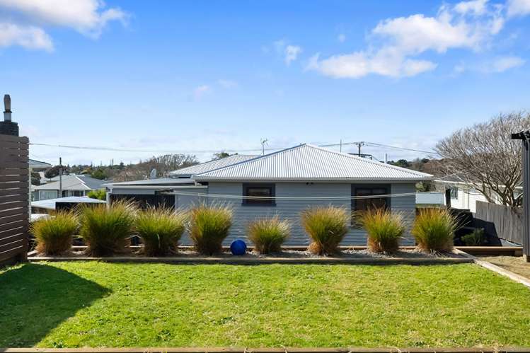 79 Mould Street Waitara_21