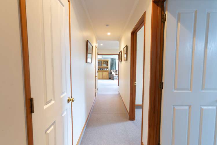 3 Montague Way Taradale_6