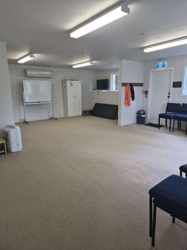 Ground Floor Office/327 Beach Road Campbells Bay_4