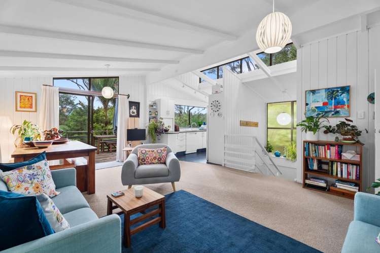 185 Laingholm Drive 1706_2