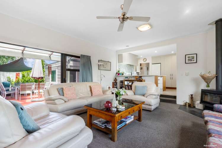 33 Vera Road Te Atatu South_5