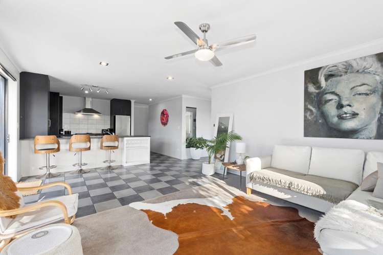 50 Ocean View Rise Ruakaka_8