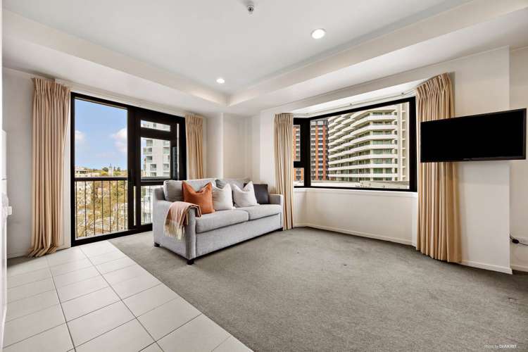 8a/2 Eden Crescent Auckland Central_5