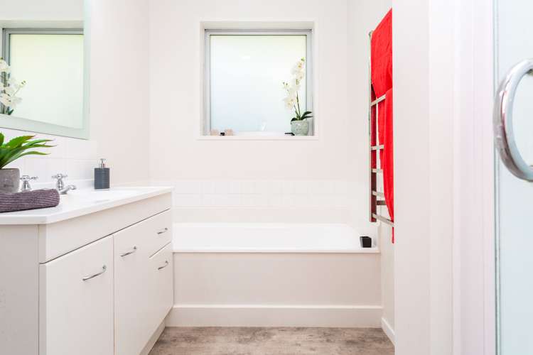 4 Tod Place Lincoln_24