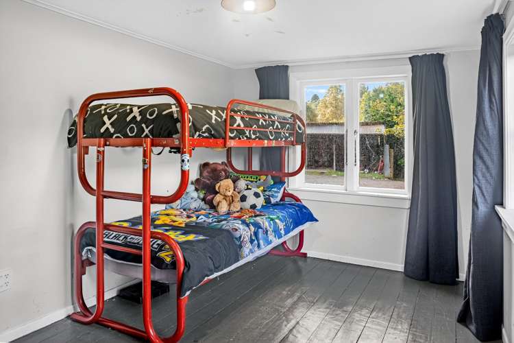 822 Motukawa Rd Inglewood_16