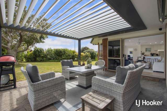 RELAXED LIVING IN PRIVATE CUL-de- SAC