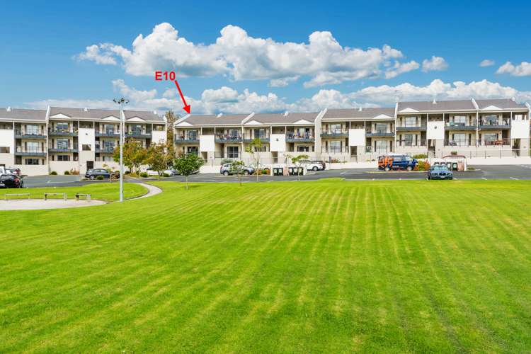 E10/71 Spencer Road Oteha_19