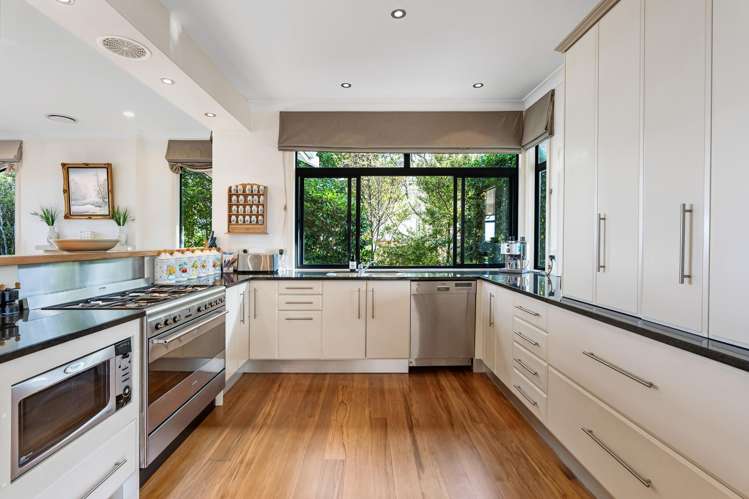 36 Beauvoir Avenue Matakatia_7