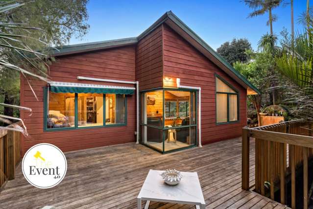 PRICED TO SELL - SPACIOUS RELAXING FAMILY HOME