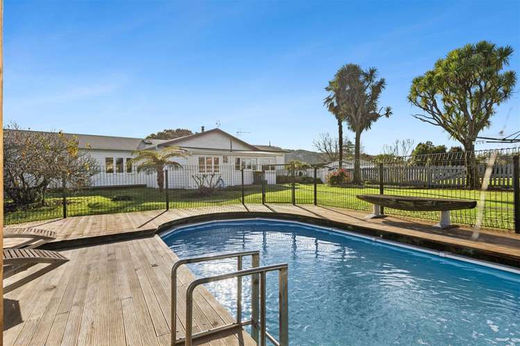 132 Whitby Road Wakefield_19