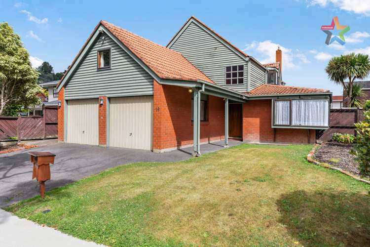 19 Mcenroe Grove Naenae_16