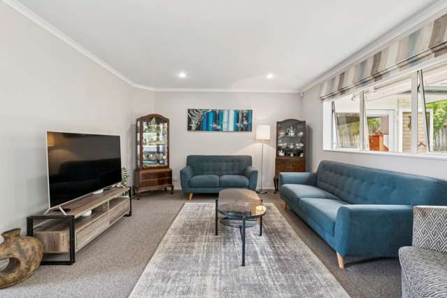 8 Tauranga Place Orewa_4